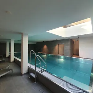 The Yard Hotel