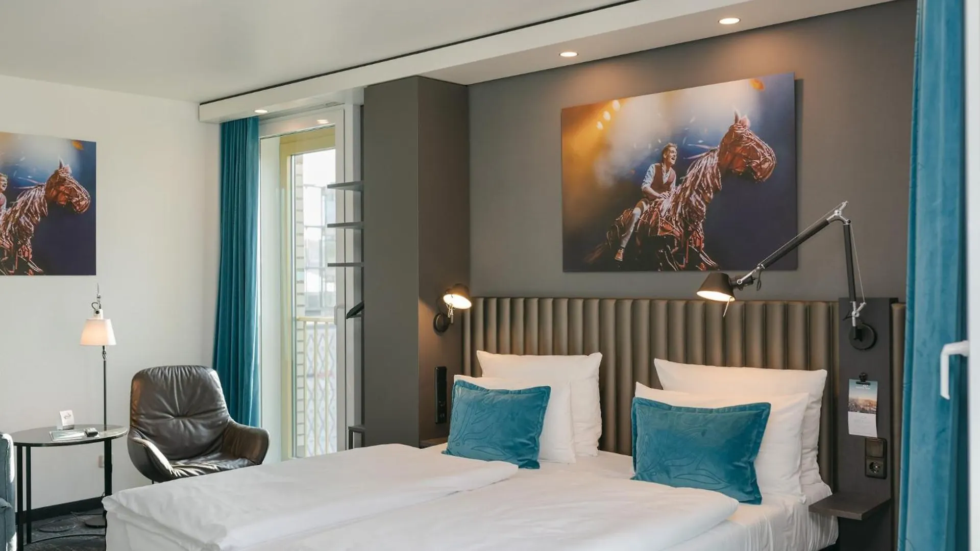 Motel One Berlin Ku'Damm Hotel