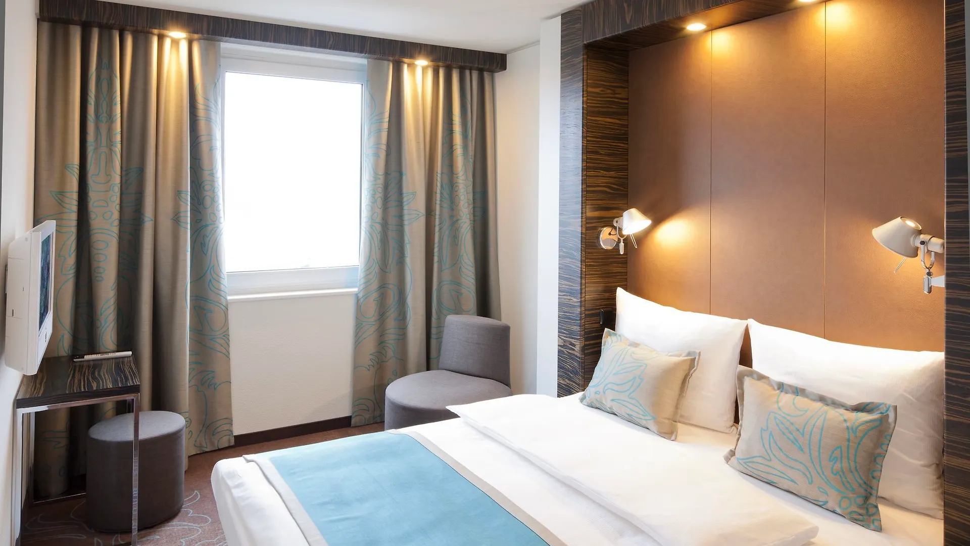 *** Hotel Motel One Berlin Ku'Damm Tyskland