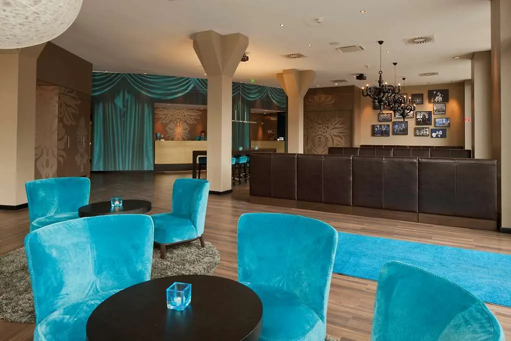 Motel One Berlin Ku'Damm Hotel